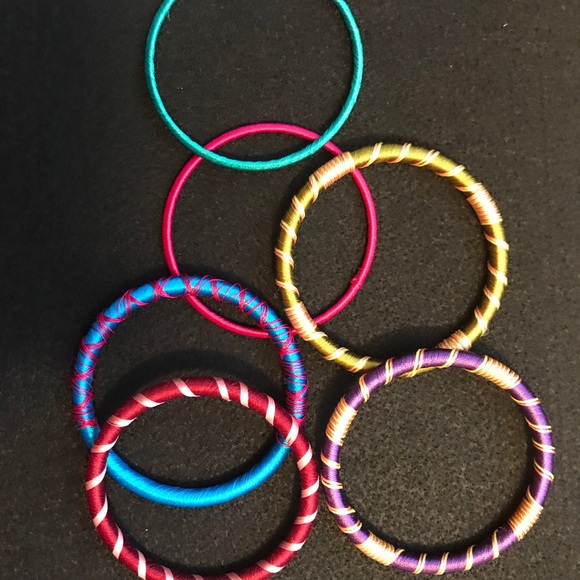 Bangle bracelets - Picture 4 of 8